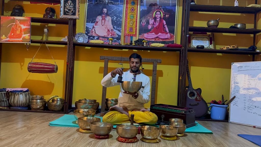 Traditional Singing Bowl (Sound) Healing Training